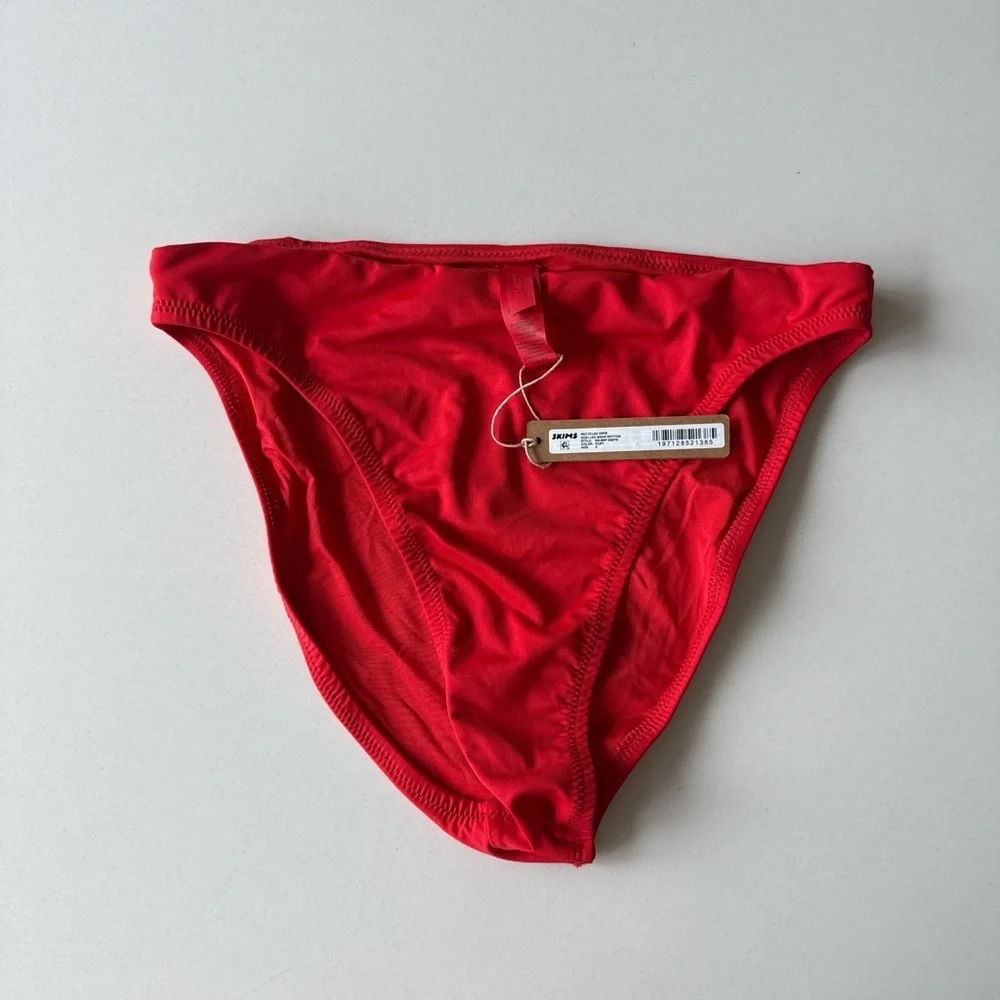 SKIMS high leg bikini bottom